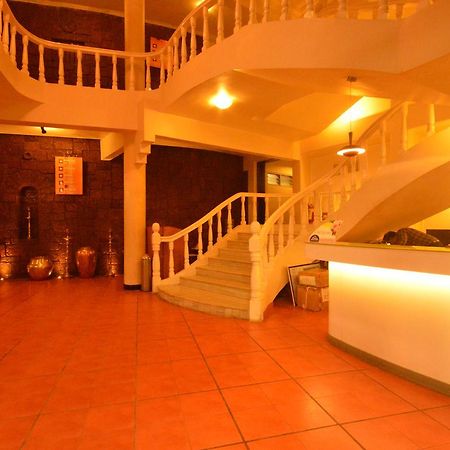 The Pavillion Hotel Kolhapur Eksteriør billede