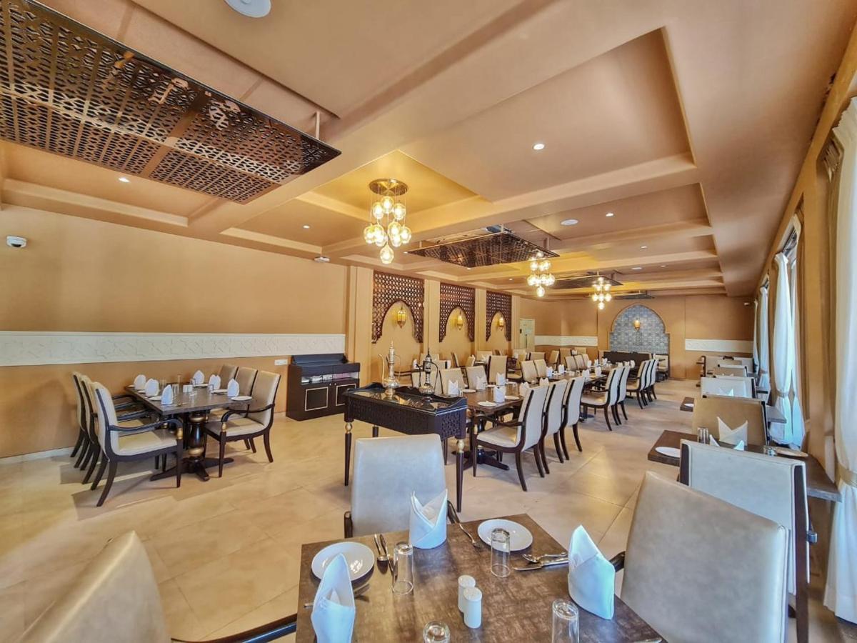 The Pavillion Hotel Kolhapur Eksteriør billede