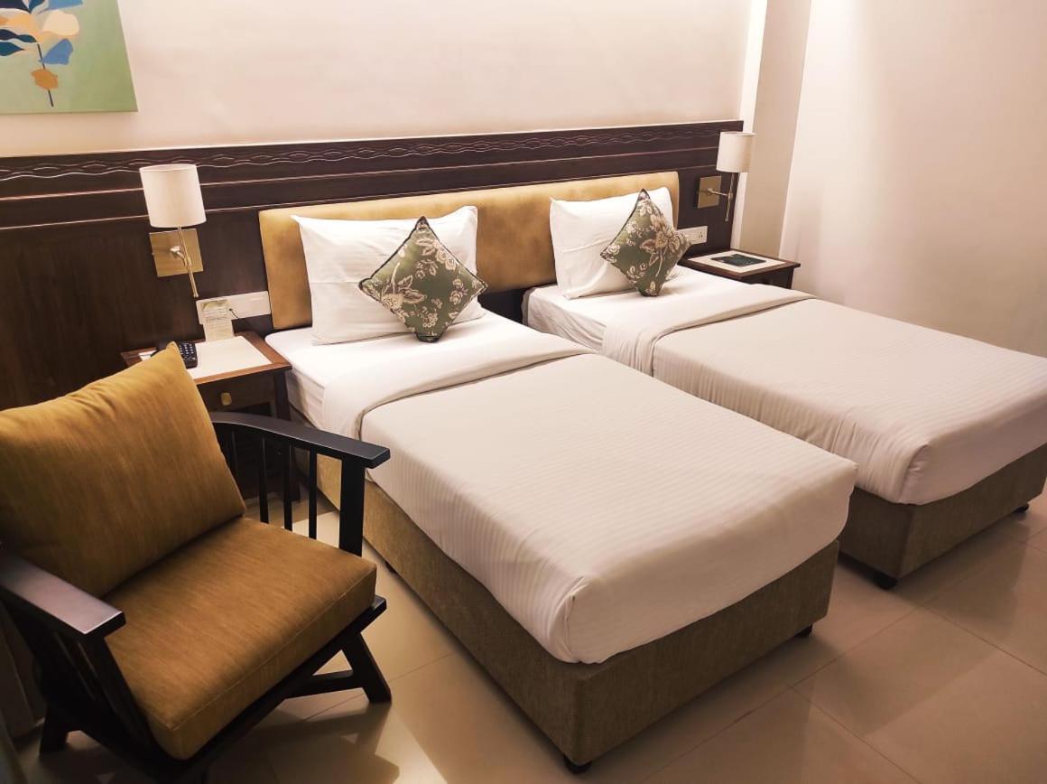 The Pavillion Hotel Kolhapur Eksteriør billede