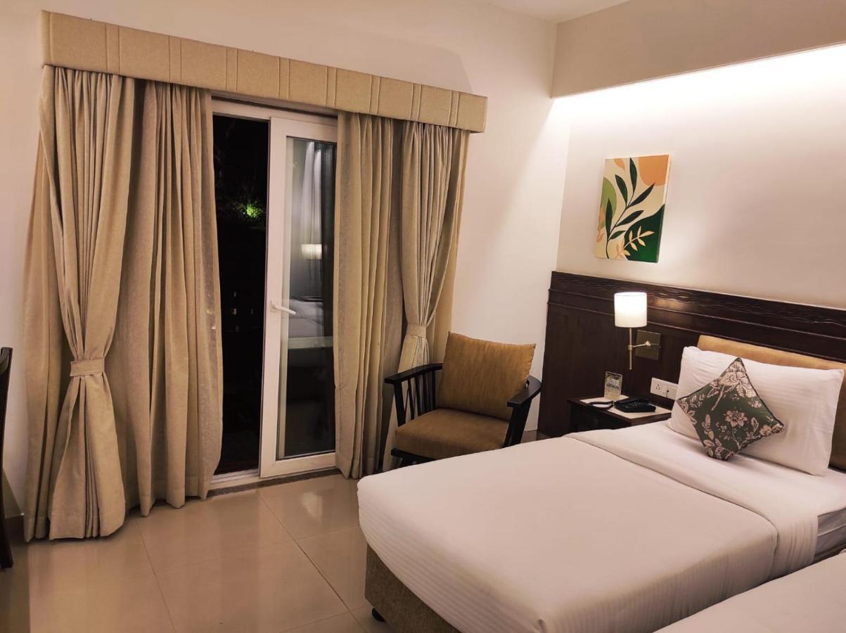 The Pavillion Hotel Kolhapur Eksteriør billede