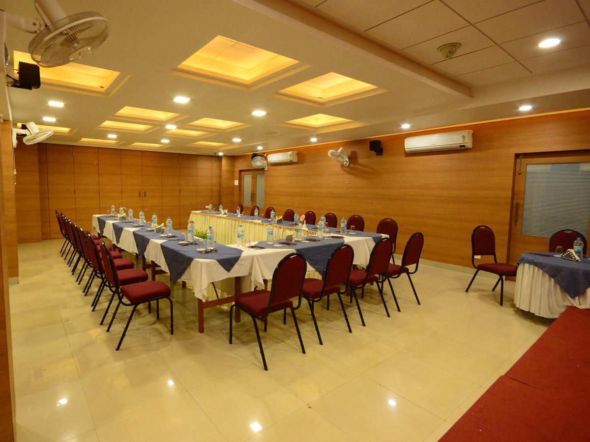 The Pavillion Hotel Kolhapur Eksteriør billede